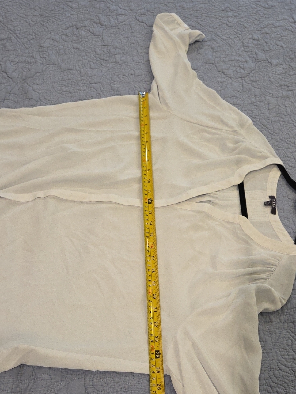 NYDJ White Split-Neck Button-Front Blouse Size XL! - Picture 7 of 8